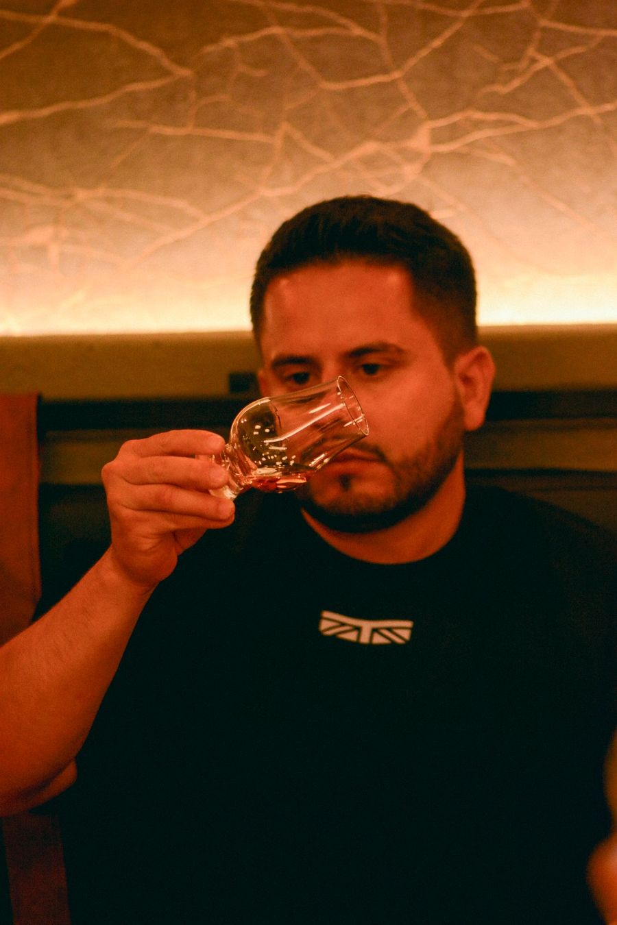 Whisky amber en copa Glencairn